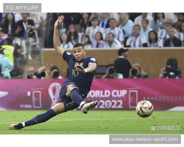 世界杯姆巴佩直传穿透防守助攻晋级在望